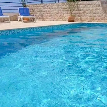 By The Sea With Pool Apartamento Makarska