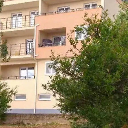 Romantic In With Garden * Makarska